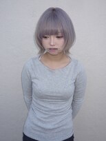 アルレン(Allen)&nbsp;ミルクティーシルバー/レイヤーボブ「ブリーチ/宇都宮」