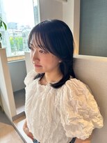 アム(amu)&nbsp;韓国ヘア/レイヤーカット/小顔カット/くびれミディアム