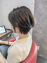 アリイ(ali'i) ショートボブ×グレージュ