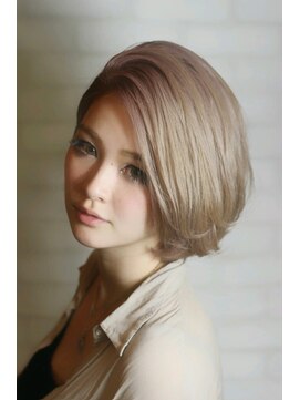 アンク クロス 吉祥寺店 ホワイトベージュ外国人ヘアー