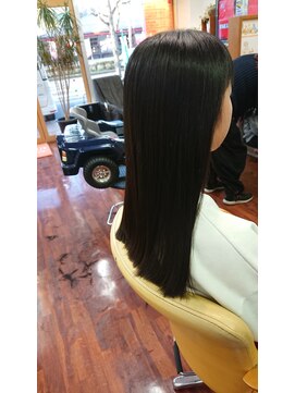 カットブース ティントン(t!mg tomg) カット