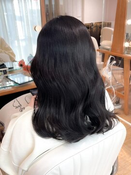 ネオリーブ チロル 横浜西口店(Neolive CiroL.) 就活生におすすめ!暗染 ダークトーンカラー