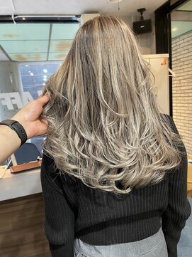 ラフ(LAFF) #黒髪#ボブルフ#ネビージュ#小顔#ワンレン