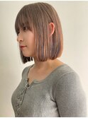 ミルクティーアッシュグレージュレイヤーボブショートウルフボブ