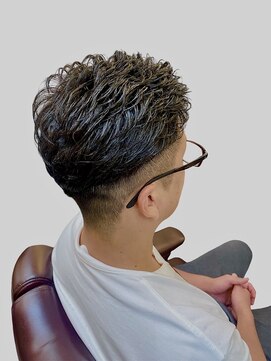 銀座マツナガ 浅草店 ビジネスマン向けツーブロマッシュナチュラルパーマ