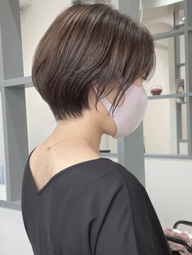 アイル(I'll) マッシュショート小顔ショートインナーカラー白髪ぼかし40代50代