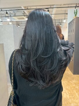 メリー オオサカ(Merly Osaka) butterfly layer cut