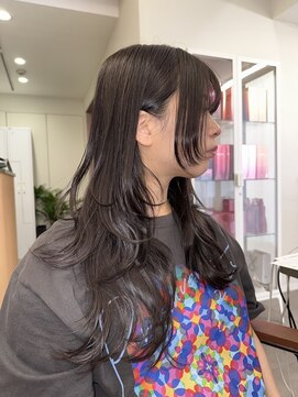 ソルバイシェス(SOL by shes) 内巻き外ハネMIXロングレイヤー♪