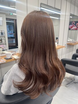 バルベストーキョーサウス(BARBES TOKYO SOUTH) ペールオリーブベージュ × うるツヤ髪【RISA】