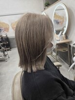 イリエヘア 川口(irier hair)&nbsp;ブリーチリタッチでミルクティーベージュに【薬師神】