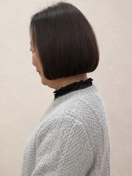 アウラ(AULA) 【69.ミセス×ショートカット×ボブ×白髪染め】