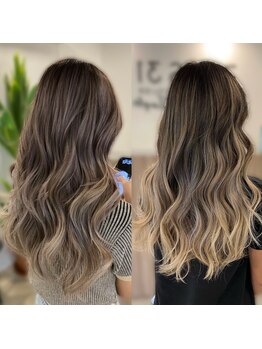 ハナワプラス(HanaWa＋)の写真/白髪を生かしたバレイヤージュ&ハイライト