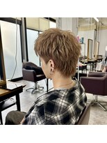 楚々&nbsp;スパイキーショート×ハイトーンベージュカラー