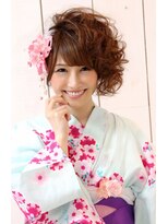 ヘアアンドスパ ロア(Lore)&nbsp;サイドカールアップ