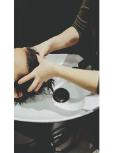 ミック ヘアアンドメイクアップ 高田店(miq Hair&Make up)