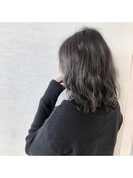 ロンド 表参道店(Lond) 【津賀雅也】ダークブルージュでお洒落なフェザーロングに♪