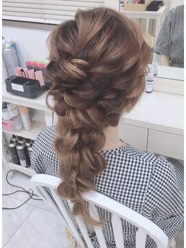 リサ 恵比寿(risa.) ボリューム◎ふわふわ編み下ろし