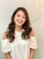 ダマーニ 表参道(DAMANI)&nbsp;イメチェンに！分け方で表情が変わる！伸びてもなじむハイライト