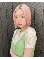 ミィ 表参道(mee.)&nbsp;【mee.】ヤジマ　ライトピンク　ぱっつんボブ