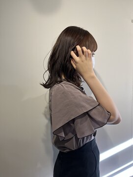 ゼンドットカラスマ(Zen.karasuma) くびれヘア