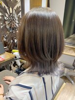 ヘアリゾート粋 新宿三丁目本店&nbsp;《前地 麻衣》ブルージュ×シルバー　ひし形シルエット