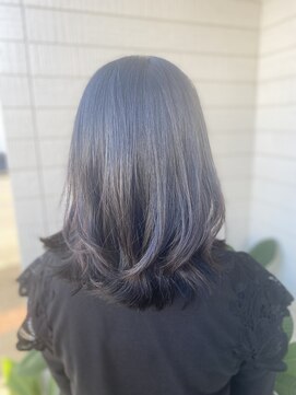 メリア(meria) ミディアム/外ハネ