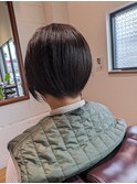襟足刈り上げショート