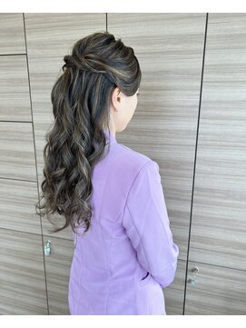 コアフィールドマサコ 北島店 ハーフアップ