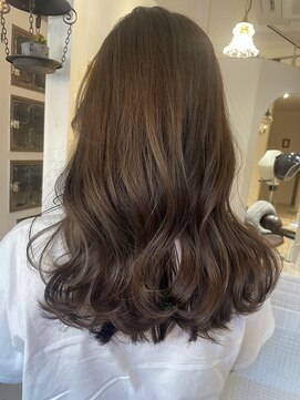 ロッソ ヘアデザイン(ROSSO hair design) オリーブベージュ