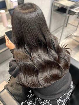 ロイオブジゼル(roi of GiseL) ダークグレー　艶トリートメント　髪質改善　韓国ヘア　艶髪