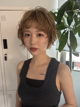 ラフ 新宿(Laff) ヘアアレンジ　マッシュショート　パーマ　ショートボブ