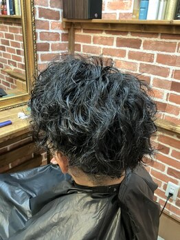 THE・BEATSの写真/メンズのお悩みもお任せください！パーマも得意としています！あなたに一番似合うスタイルをご提案します！