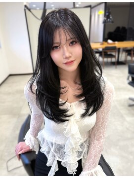 シェイト(ciate) 韓国ヘア レイヤーカット 暗髪透明感グレージュ