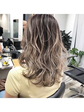 アディション 渋谷(ADITION) 【ADITION渋谷】バレイヤージュ外国人風グレーカラー