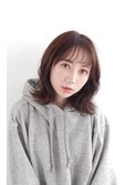 ミディ×軽めバング