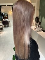 サラジュ 梅田店(SARAJU)&nbsp;saraju ヒラノ　ハイトーン　グレージュ