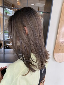 ブルーアンドカンパニー(BLUE&Co.) ソフトシャドウルーツ