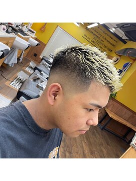 グナスティバイダムディー トウキョウ(GNASTY by DAMDEE TOKYO) スキンフェードハイトーンカラー