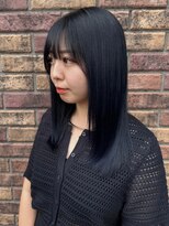 シエスタ(SIESTA)&nbsp;シースルーバング　ストレート　ブルーブラック　髪質改善