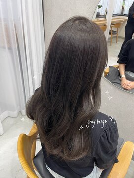 ヌーヴェル(nouvelle) 透明感グレージュ×韓国風ロング