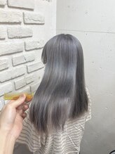 〈2or3ブリーチ〉シルバーグレージュ