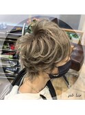 メンズカット　ダブルカラー　グレーベージュ　ウルフカット