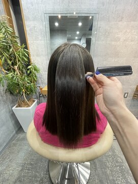 イシン(ISIN) 縮毛矯正と髪質改善でサラサラストレート