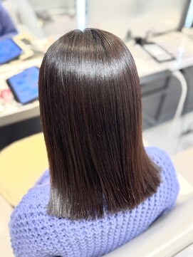 ヤヤ 浅草(yaya.) 【浅草/髪質改善/ダブルカラー/レイヤー/縮毛矯正/学割/酸性】