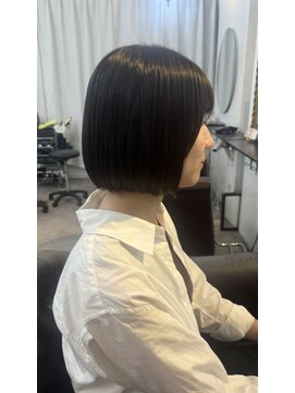 グランドライン(GRAND LINE) まとまる軽めのボブ