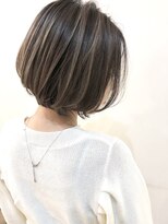 キアラ(Kchiara) ハイライトが鮮やかな進化系ボブ/kchiara福岡天神川野直人