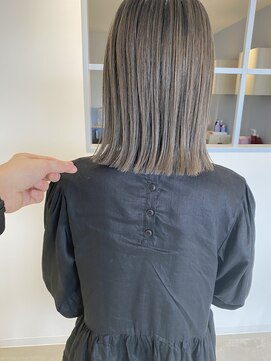 ロテ(LOTE.) ハイライト/髪質改善/ブリーチ/切りっぱなし/一宮/妙興寺