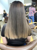 ユートピア(U topia)&nbsp;バレイヤージュ/シルバーカラー/ミルクティーベージュ