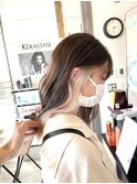 イヤリングカラーホワイトベージュ
