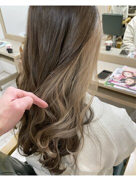アクト 十条店(ACT) グレージュ×ベージュ　インナーカラー